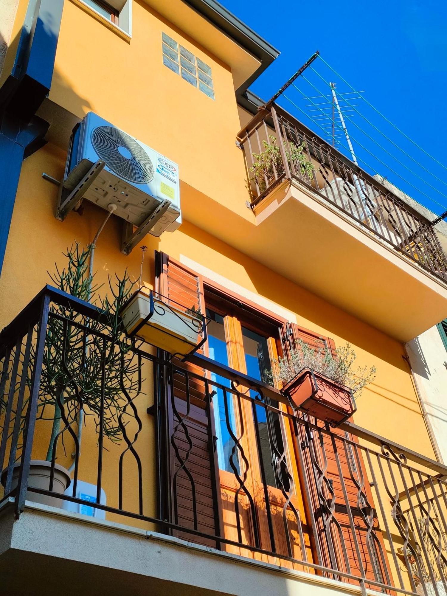 Alley 8 Scilla Εξωτερικό φωτογραφία