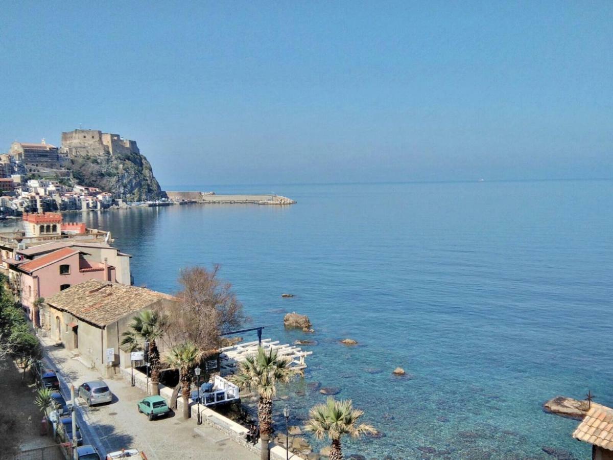 Alley 8 Scilla Εξωτερικό φωτογραφία