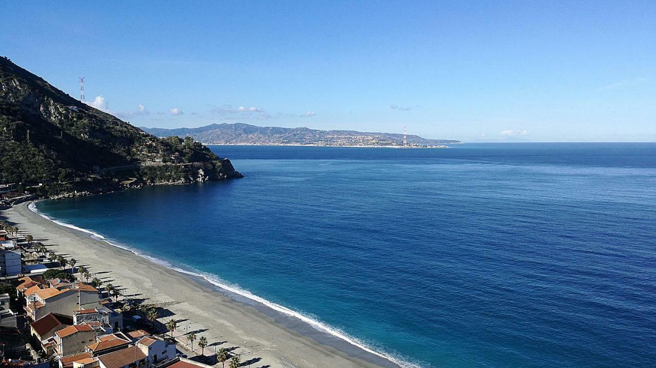 Alley 8 Scilla Εξωτερικό φωτογραφία